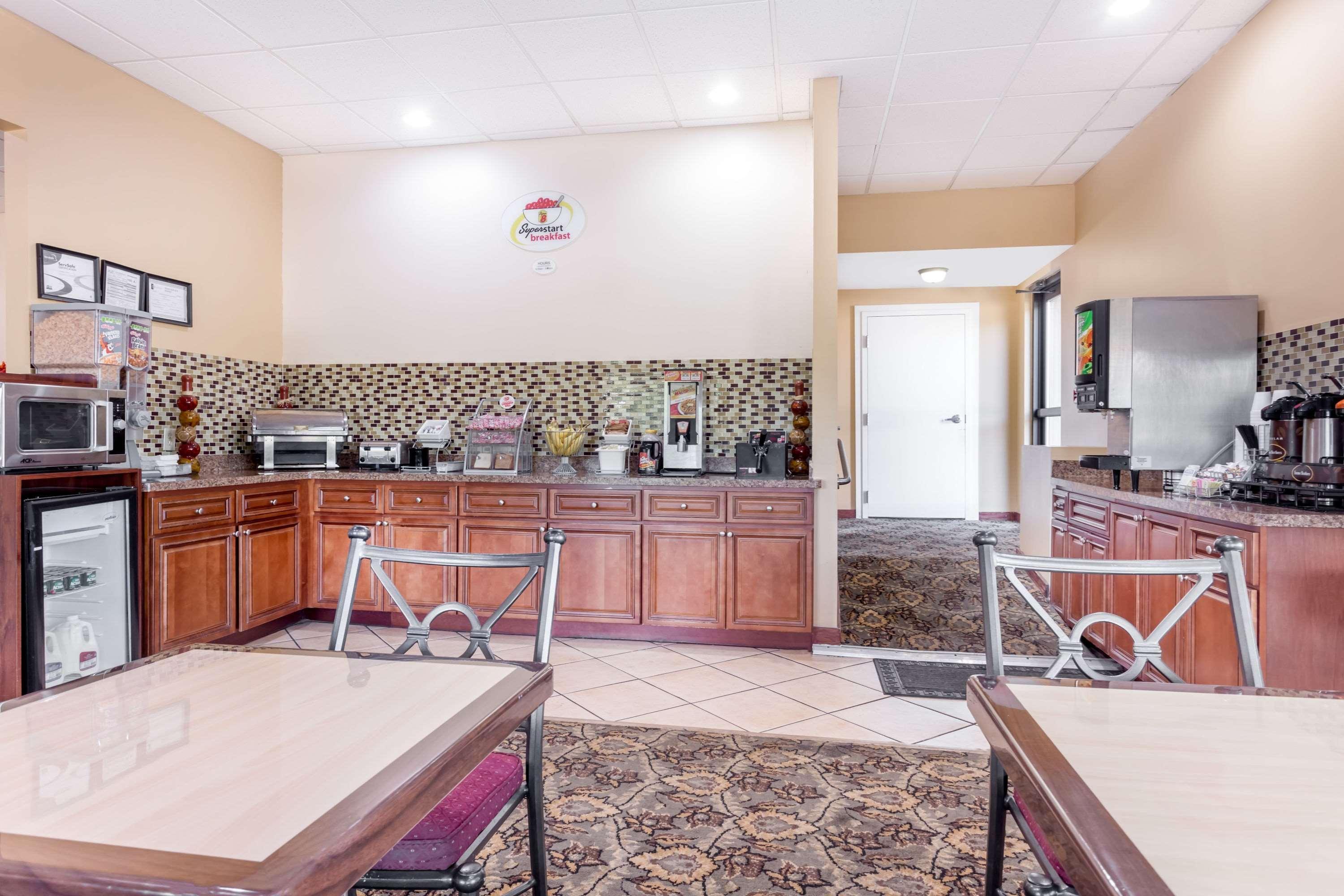 Super 8 By Wyndham Macon West Motel Luaran gambar